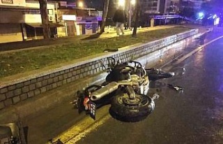 Aydın’da motosikletli polis timi otomobille çarpıştı:...