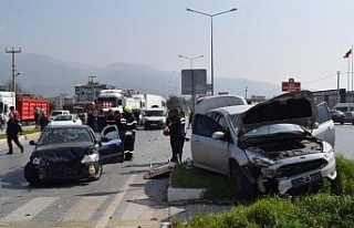 Aydın’da zincirleme trafik kazası: 4 yaralı