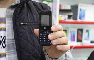 Depremler, tuşlu telefonlara rağbeti artırdı