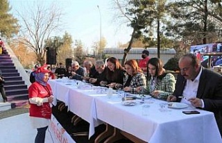 Efeler’in ’Lezzet Festivali’ için yemek yarışması...