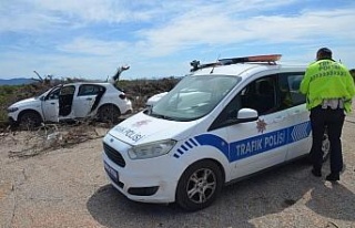 Otomobil çaldılar, polisi yaraladılar, serbest...