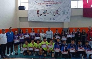 Badminton turnuvasında Aydın’ı başarıyla temsil...
