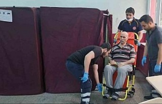 Demokrasi için engel tanımadılar