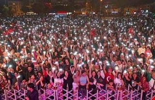 Didim’de 19 Mayıs kutlamaları Casalini konseri...