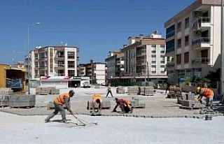 Kuşadası Belediyesi Davutlar Mahallesi’ndeki çalışmalarını...