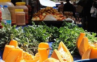 Zeybek Mahallesi pazar yerine kavuştu