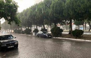 Aydın’da sağanak yağış etkili oldu