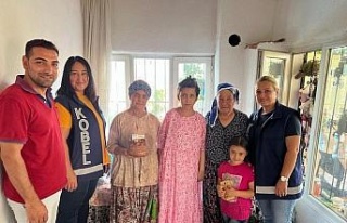 Başkan Kaplan’dan engelli kıza doğum günü sürprizi