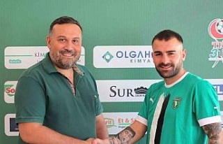 Efeler, transferde hız kesmiyor