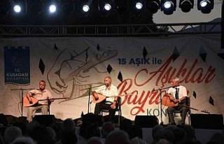 Kuşadası’nda "Aşıklar Bayramı" etkinliği...
