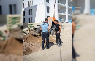 Kusadası’nda inşaat yasaklarına uymayanlara geçit...
