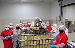 Yüzde Yüz Kadın Emeği Tarımsal Ürün Fabrikası...