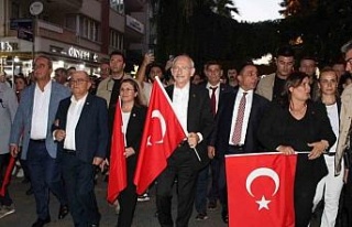 CHP Lideri Kılıçdaroğlu, Aydın’daki Zafer Yürüyüşü’ne...