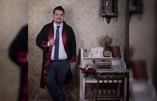 Genç doktor kalbine yenik düştü