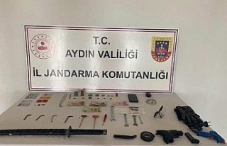 Hırsızlık şüphelisi jandarmaya takıldı