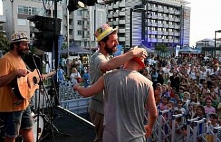 Kuşadalı minikler Şubadap Çocuk ile gönüllerince...