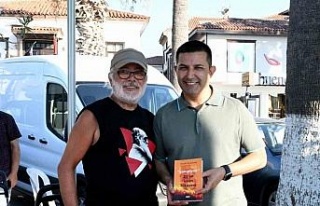 Kuşadası Kitap Fuarı kapılarını açtı