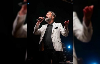 Kuşadası’nda yaz akşamları konserlerle şenleniyor