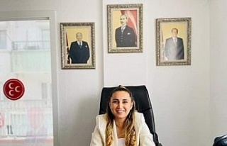 MHP Didim Kadın Kolları Başkanı Karakaş, görevinden...