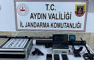 Sit alanı içinde kaçak kazı yapan üç şüpheli...