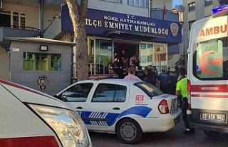 Düzensiz göçmenler kavga etti, polis biber gazıyla...