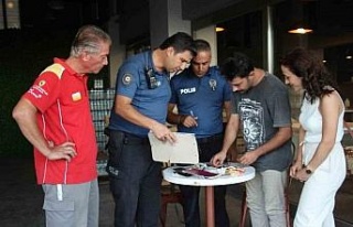 Genç çift, hayatlarının en unutulmaz molasını...