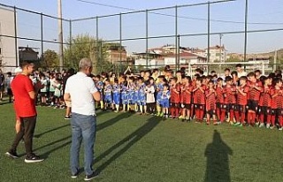 Koçarlı Belediyesi 200 futbolcuyu Yaz Sonu Futbol...