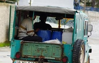 Aydın çiftçisi, yarım asırlık yeşil ciplerden...