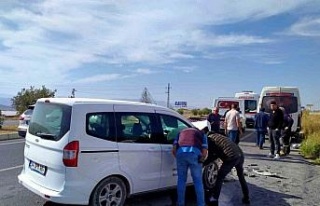 Buharkent’te trafik kazası: 3 yaralı