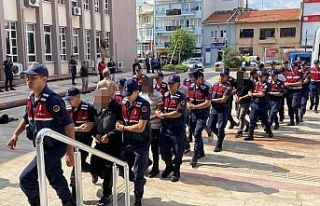 Polisin bıçaklanması olayı ile ilgili gözaltına...