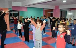Germencik Belediyesi’nin spor kursları ilgi görüyor