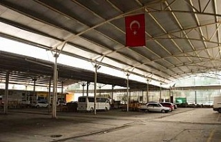 İncirliova Kapalı Pazar Yeri’nde sorun çözüldü
