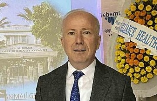 Karaarslan TEB yönetiminde yer alan Aydınlı eczacıları...