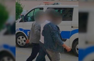 Kuşadası polisi 15 yıl hapis cezası ile aranan...