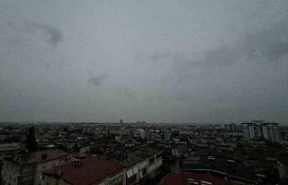 Nazilli yeni günü gök gürültüsü ve şimşeklerle...