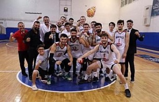Potanın efeleri galibiyet ile başladı
