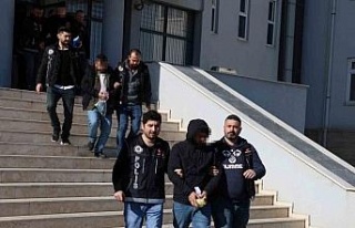 Uyuşturucu tacirleri adliyeye sevk edildi