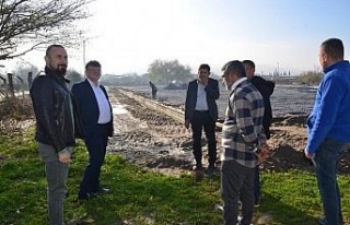 Bağarası’nda sentetik saha yenileniyor