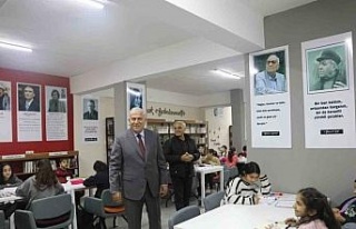 Başkan Atay Kitap Kafe’de çocuklarla buluştu