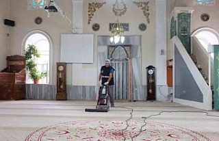 Büyükşehir’den ibadethanelerde temizlik