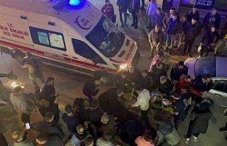 Söke’de motosiklet yayaya çarptı: 2 yaralı