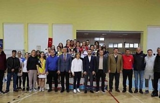 Aydın’da Badminton şampiyonları belli oldu