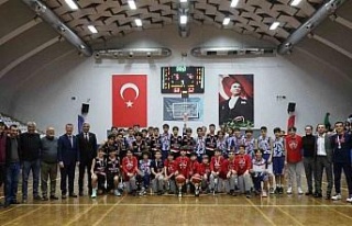 Aydın’da yıldız kızlar ve erkekler müsabakaları...