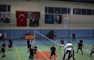 Bozdoğan’daki kurumlar arası voleybol turnuvası...
