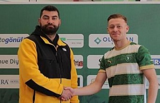 Efeler 09 SFK Özkan’ı renklerine bağladı