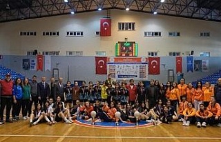 Aydın’da Okul Sporları Futsal Turnuvası sona...