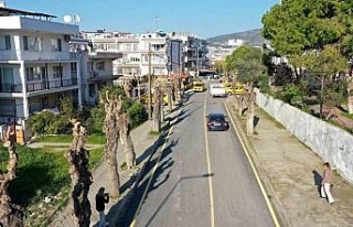 Kuşadası’nda okul yolları güvenli hale getiriliyor