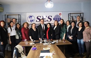 YETİŞKİN'DEN KADINLARA TAM DESTEK