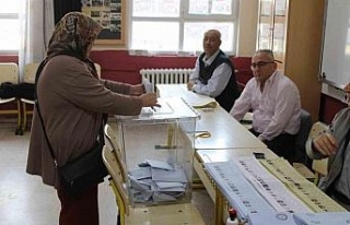 Aydın’da oy kullanma işlemi başladı