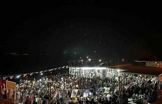 Bağımsız aday Kılınç, son mitinginde gövde...
